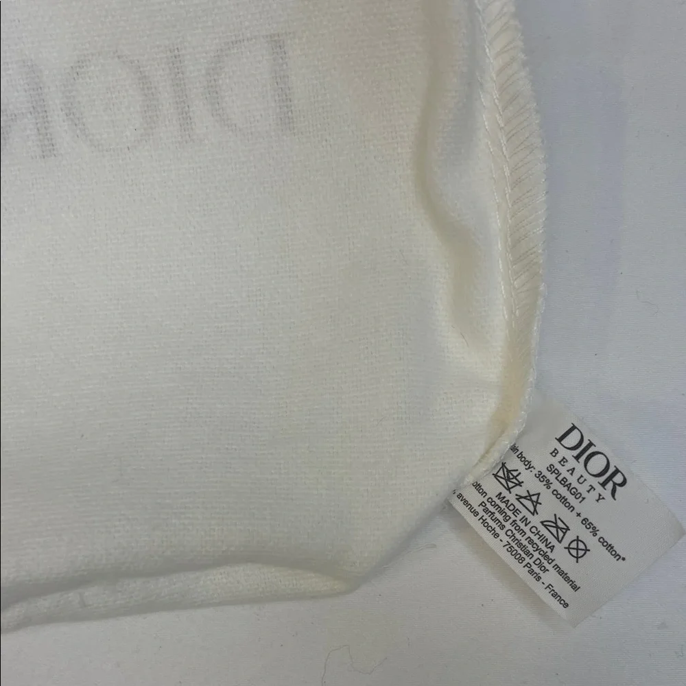 DIOR Beauty White Drawstring Pouch with Gold Logo GWP